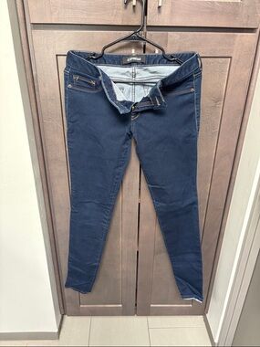 Express Women's Navy Skinny Jeans